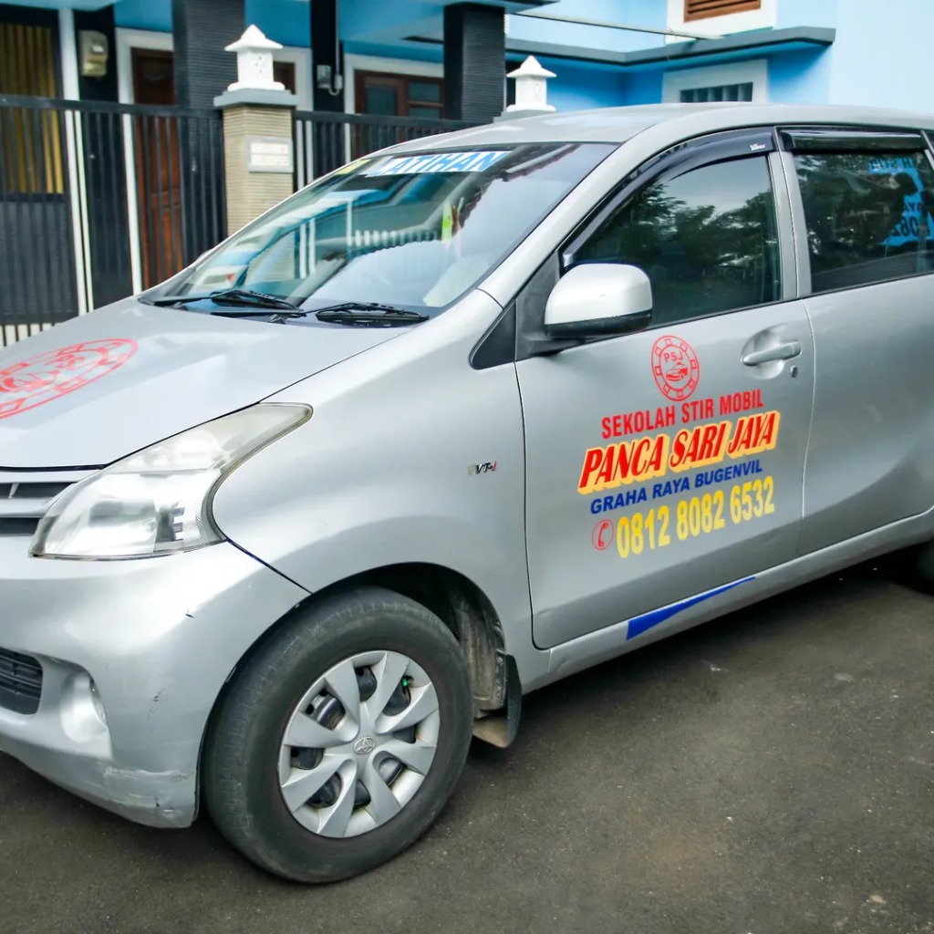 Mobil Latihan PSJ
